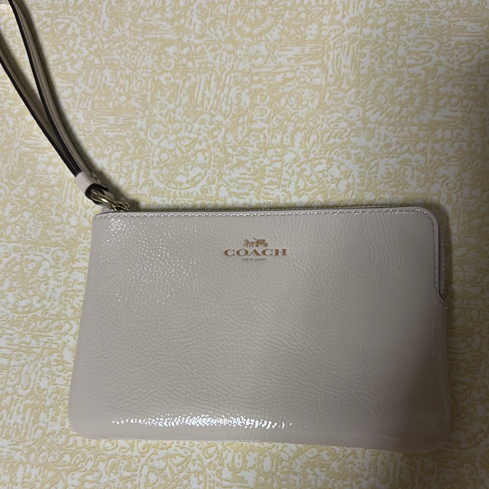 Coach Cream Leather Wristlet Clutch